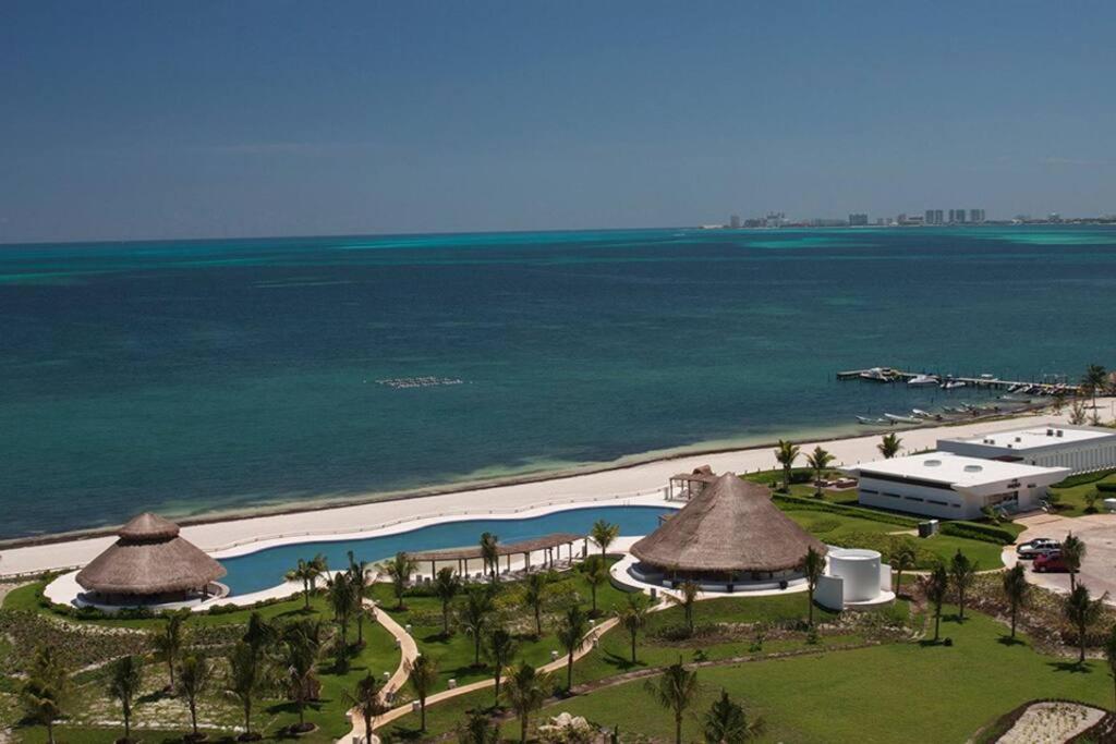 Amara Cancun Beachfront Condo Exterior photo